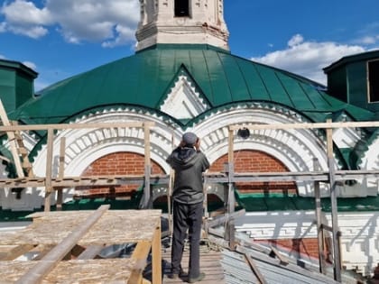 С божьей помощью: завершен ремонт кровли собора в Кылтовском монастыре