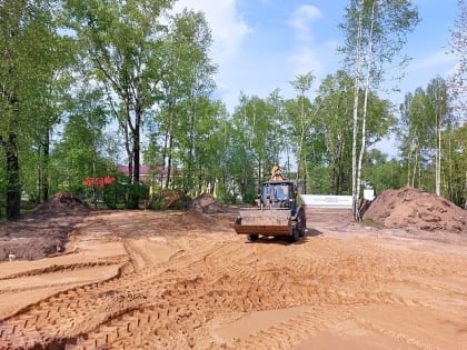 В Сыктывкаре обустраивают новый городской сквер