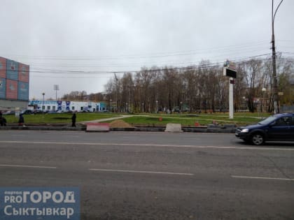В Сыктывкаре снесли несколько автобусных остановок (фото)