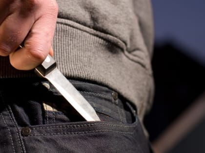 В Воркуте во дворе дома произошло убийство на почве ревности