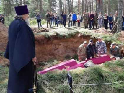 Вахта памяти в Новохованске