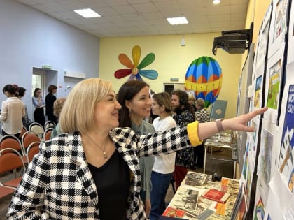 Война и мир глазами детей Донбасса: в Сыктывкаре проходит выставка рисунков детей из города Ровеньки