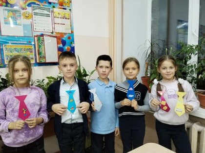 В школах Коми отмечают День отца