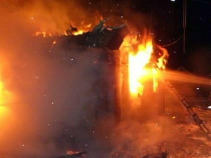 В Вуктыле при пожаре в передвижном балке погибли два человека
