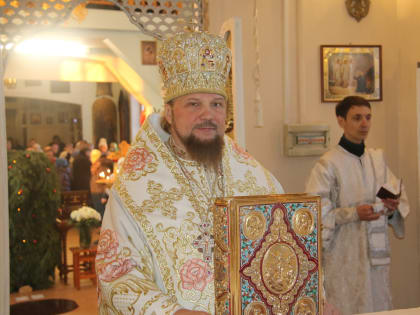 Собор Пресвятой Богородицы. Архиерейская служба в Свято-Казанском храме м. Кочпон