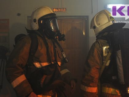 В Ухте на пожаре спасены 17 человек