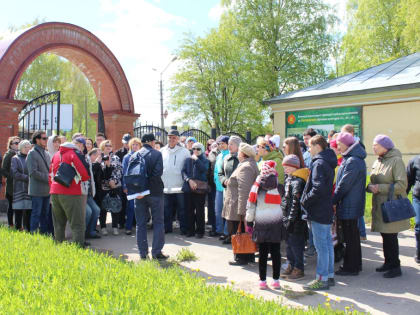 Экскурсия по старому Сыктывкару: кладбище вместо храма, клад во дворе и история семьи из прошлого