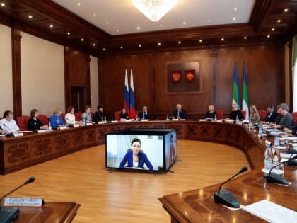 «Женское движение ЕР» приняло участие в заседании Семейного Совета Республики Коми