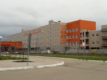 Партийцы контролируют ход строительства новой школы в микрорайоне Орбита