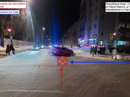 В Сыктывкаре злостный нарушитель поехал на красный свет и спровоцировал аварию