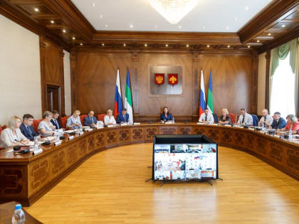 Аграрии Коми продолжают кормозаготовку