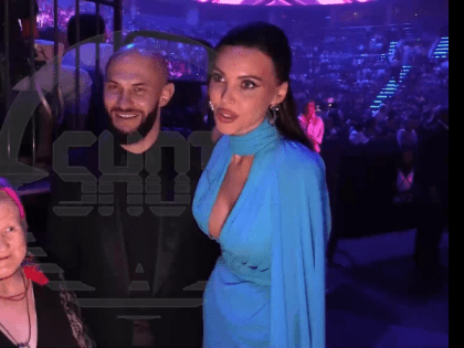 Экс-ухтинка Оксана Самойлова исполнила мечту диско-бабушки из Сыктывкара