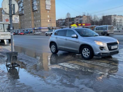 Бензин становится золотым: уже с сегодняшнего дня на АЗС резко подорожало топливо