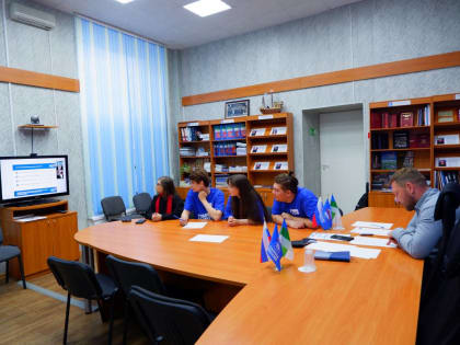 «Единая Россия» провела игру на знание истории России