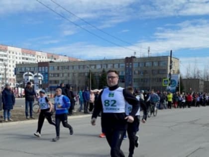 В Усинске следователь принял участие в легкоатлетическом пробеге, посвященном Дню Победы