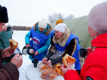 Женское движение «Единой России» позаботилось об участниках Крещенских купаний