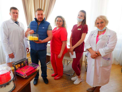 «Единая Россия» поздравила врачей с днем медицинского работника