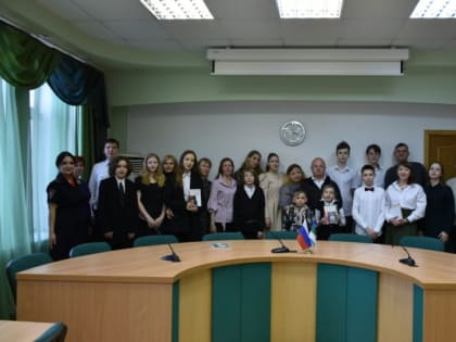 Юные эжвинцы получили свои первые паспорта