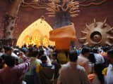 Kolkata Pandal Stampede Triggers Scrutiny of Temporary Home Guards – What Went Wrong?