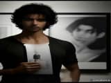 Heartbroken Hrithik Roshan Mourns Kaabil Director Sanjay Gupta – A Bollywood Tragedy Unfolds