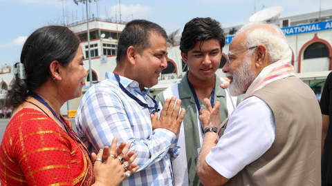 Vaibhav Suryavanshi’s Power Stroke Destroys Yash Thakur; Rajat Patidar Turns the Tide