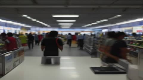 Why Yesterday Was the Best Day to Buy an iPhone – And Why Today Still Beats Waiting