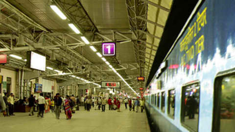Tragic Death at Ahmedabad Station Highlights Gaps in Police Mental‑Health Support