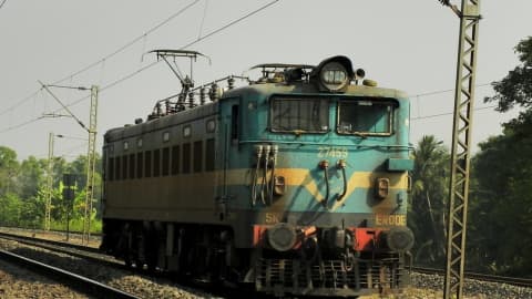 Delhi‑Varanasi Vande Bharat Sleeper: 130 km/h, 8‑Hour Journey Set to Transform Travel