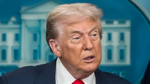 Trump Proposes US Refuge for 17,500 White South Africans – Backlash Sparks Global Debate