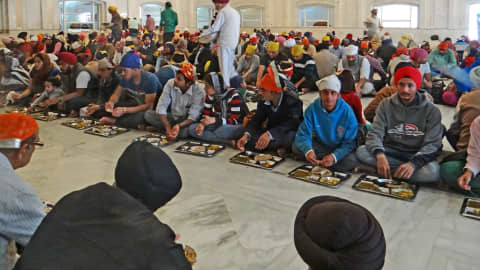 Bangla Sahib Row: Sikh Sentiments Hurt as Protesters and Police Clash Over Gurdwara Intrusion