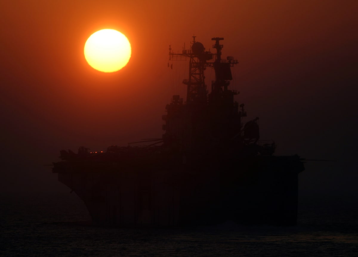 US Hits Iranian Missile Launchers in Hormuz; Tehran Vows Retaliation