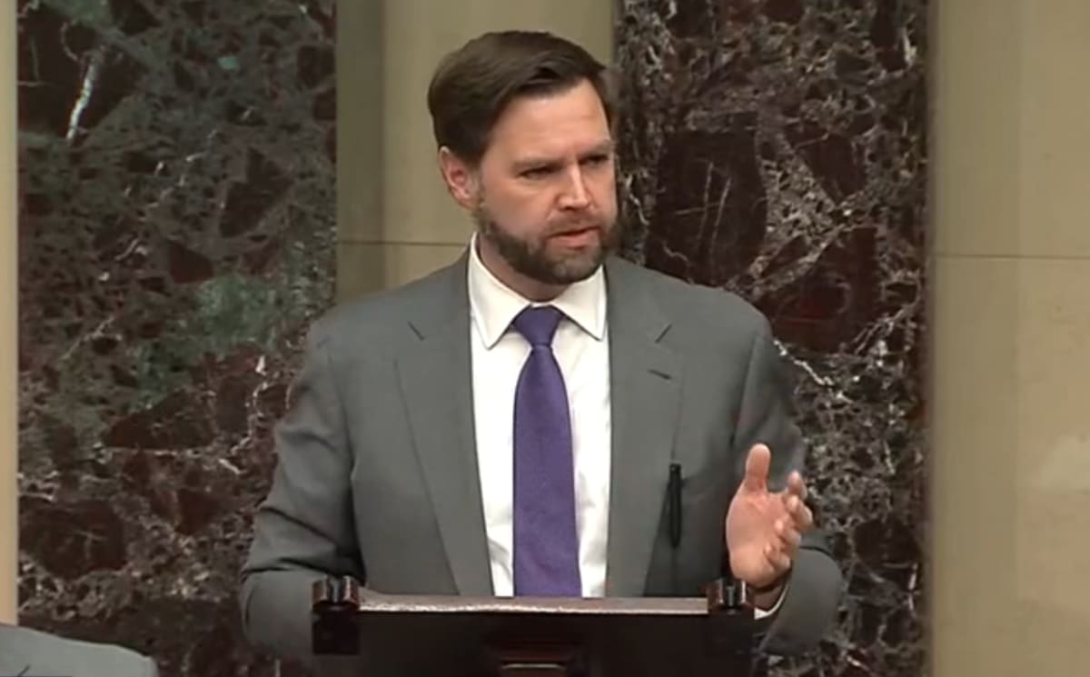 JD Vance Calls U.S.-Iran Tensions ‘Not a War’ Amid 2024 Midterm Turbulence