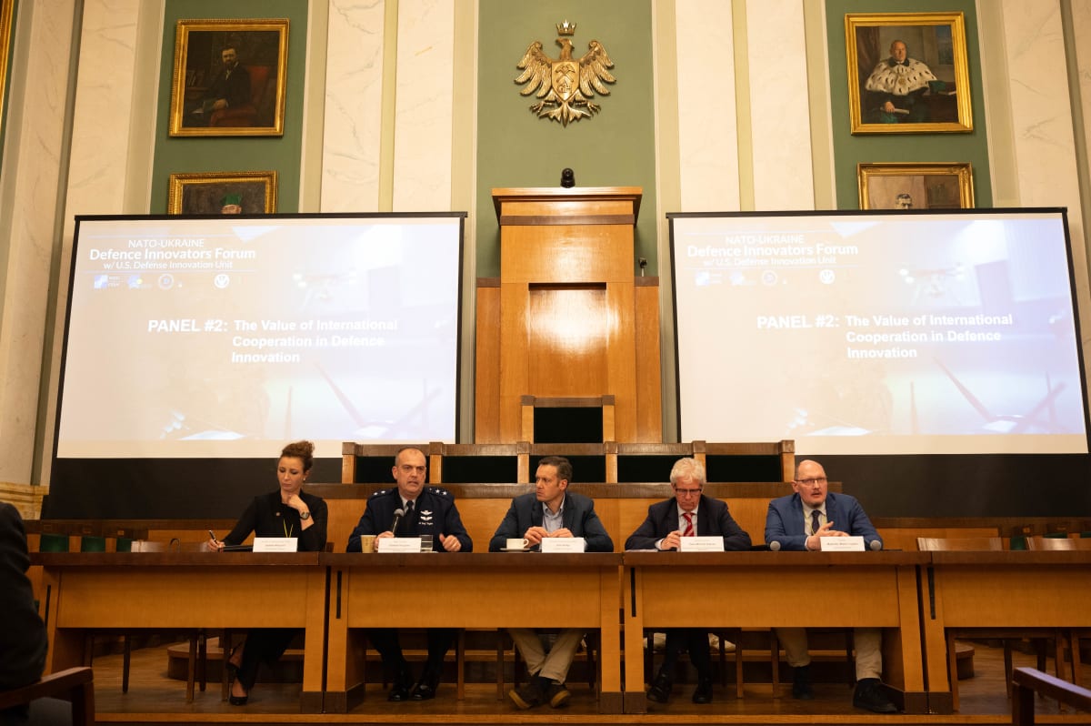 US Halts Ad Tracking to Shield Troops from Location‑Based Threats