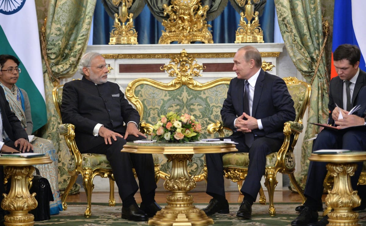 Putin Lands in Delhi for BRICS Summit: What the Modi‑Putin Meeting Signals for Global Politics