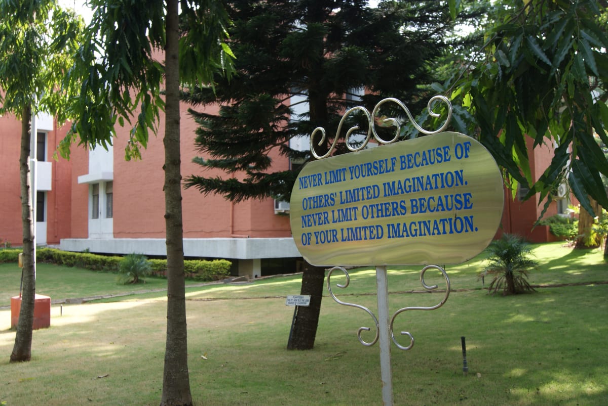 NLSIU's 34th Convocation Sparks Student Protest Over CJI & BCI Chief Attendance