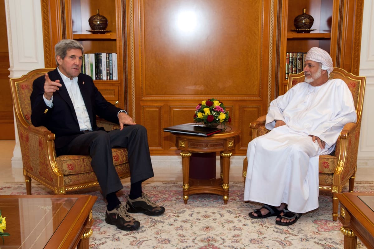 U.S. Cautions Saudi Arabia on Military Aid After Omani Talks with Houthis