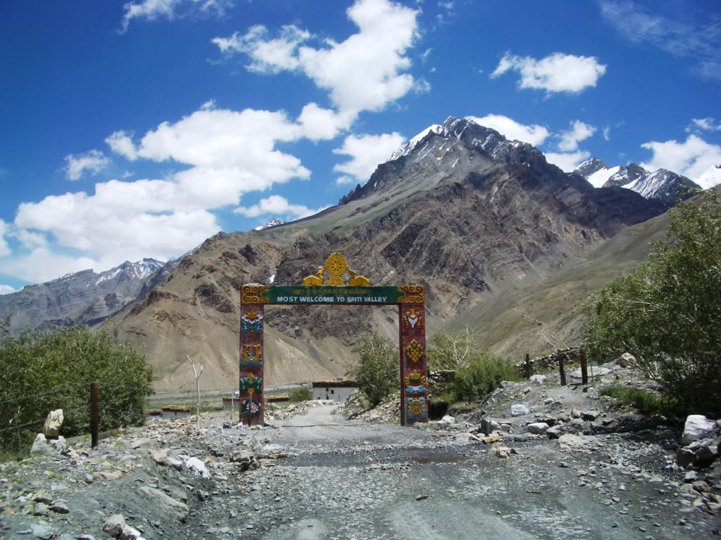 From Muzaffarnagar to Spiti: How an E‑Rickshaw’s Daring Descent Went Viral