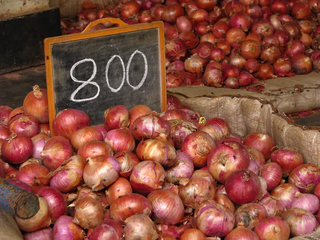 கோயம்பேடு சந்தையில் வெங்காய விலை 71% உயர்வு: கிலோ ரூ.60-க்கு விற்பனை