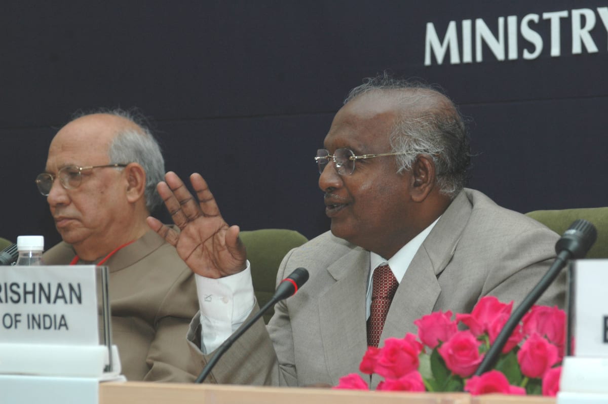 CJI Clarifies: No Approval for SIR Form‑6 Changes – Supreme Court Backs CEC’s Unilateral Decision