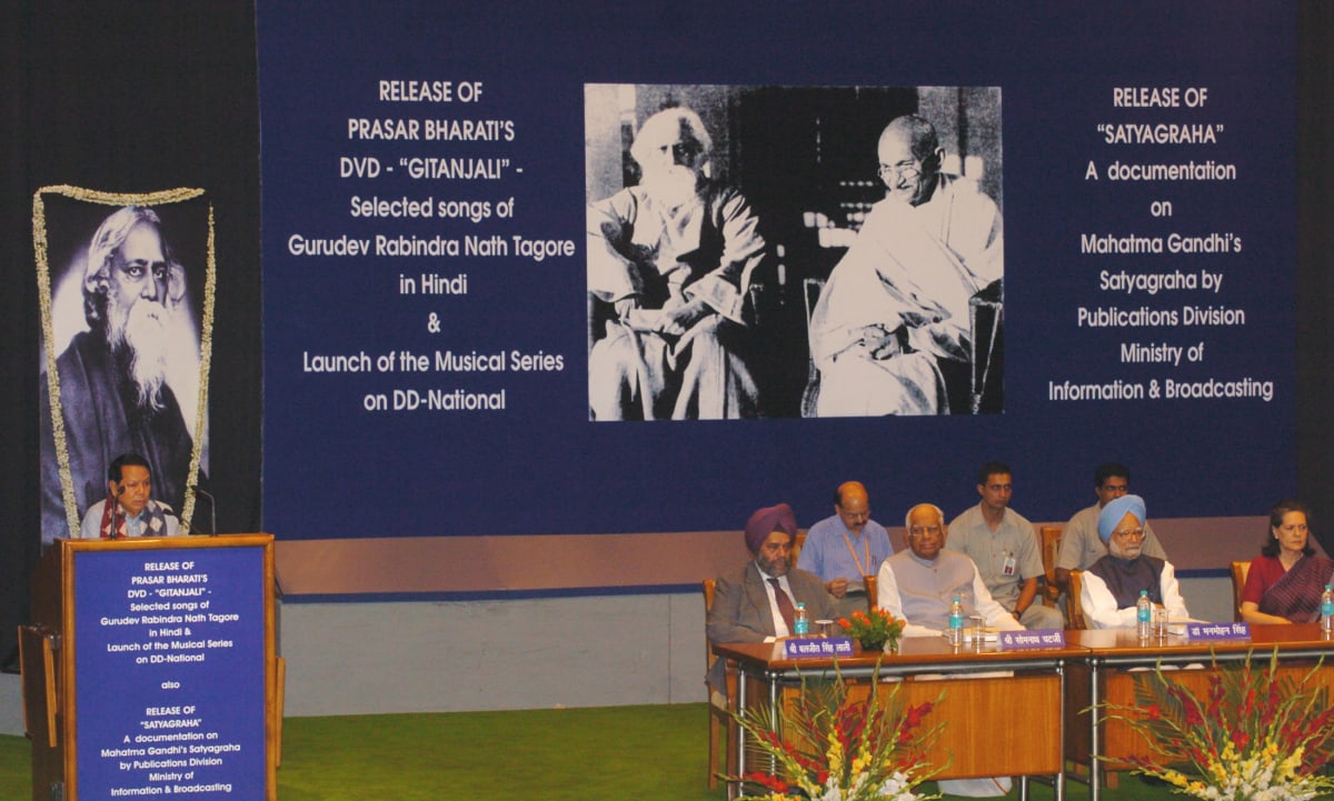Sonia Gandhi’s ‘Belonging’: Love, Family, and India Unveiled in a New Memoir Teaser