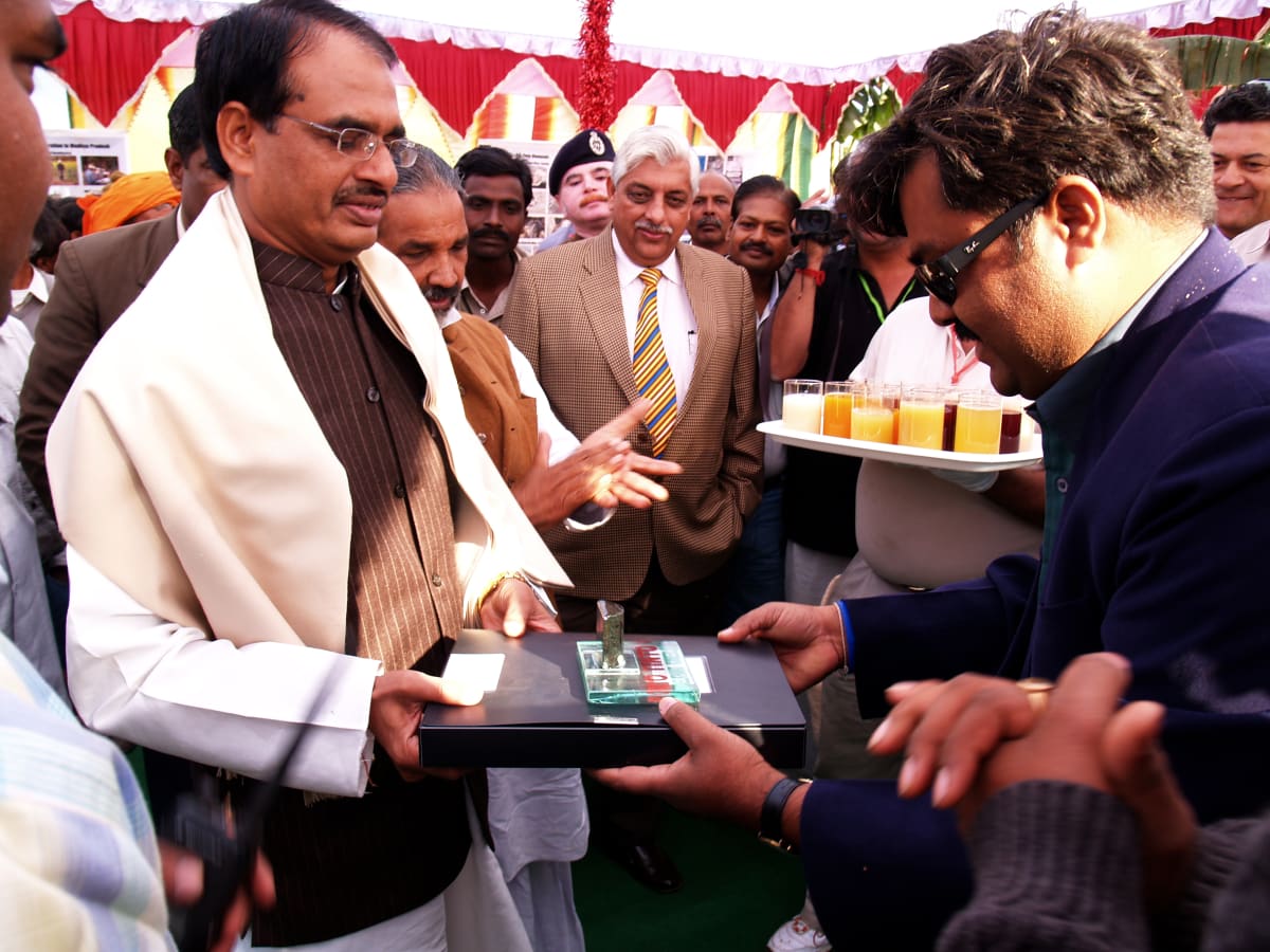 Man Slaps Gwalior Dean Amid CM Visit Chaos: What Sparked the Outburst and Its Aftermath
