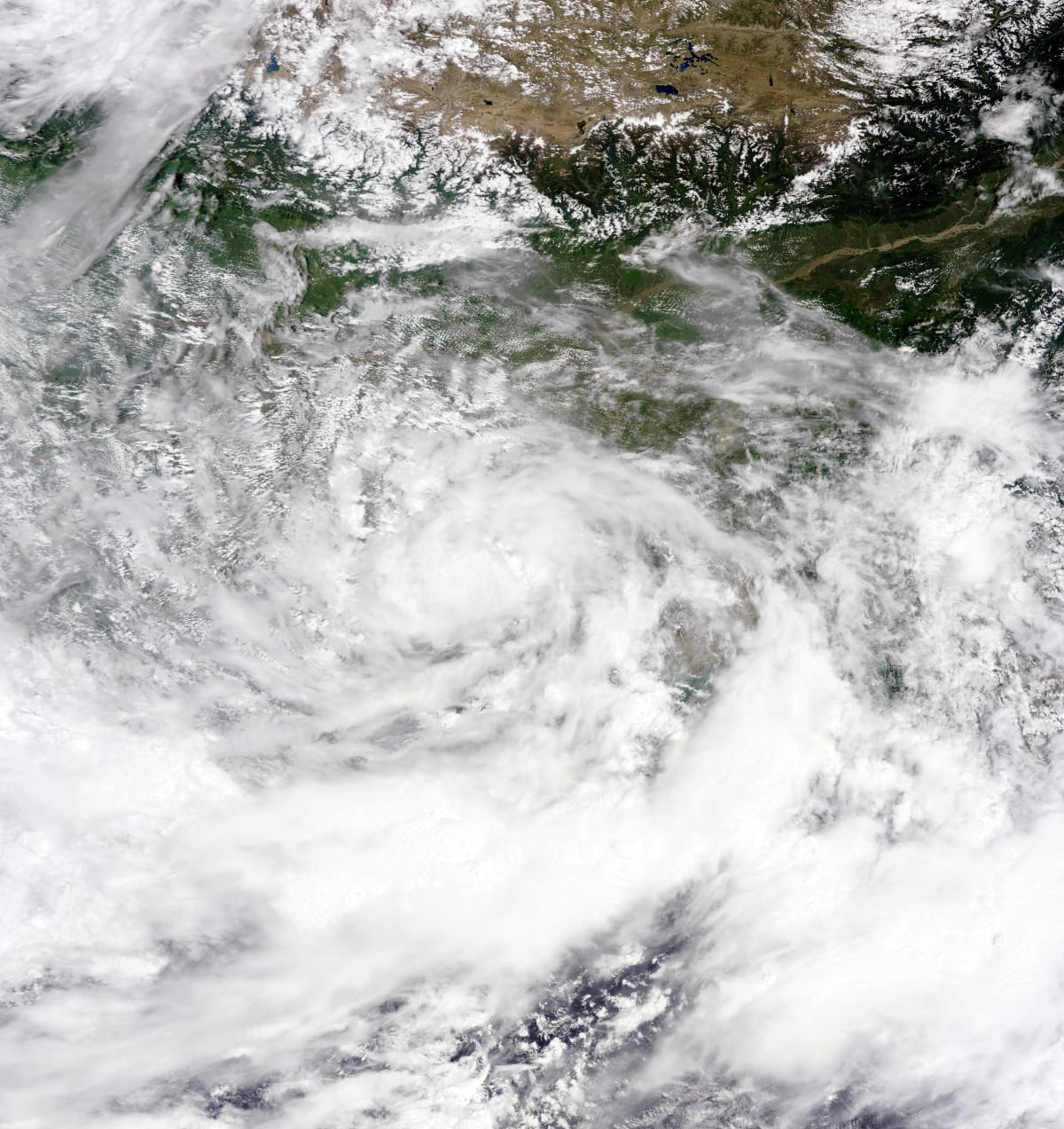 Low‑Pressure Surge Over the Bay of Bengal Signals Nationwide Rain Outlook