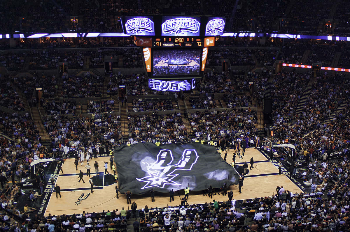 Why LeBron James Sat Out the Sixers‑Bucks Showdown: Injury, Rest & NBA Strategy