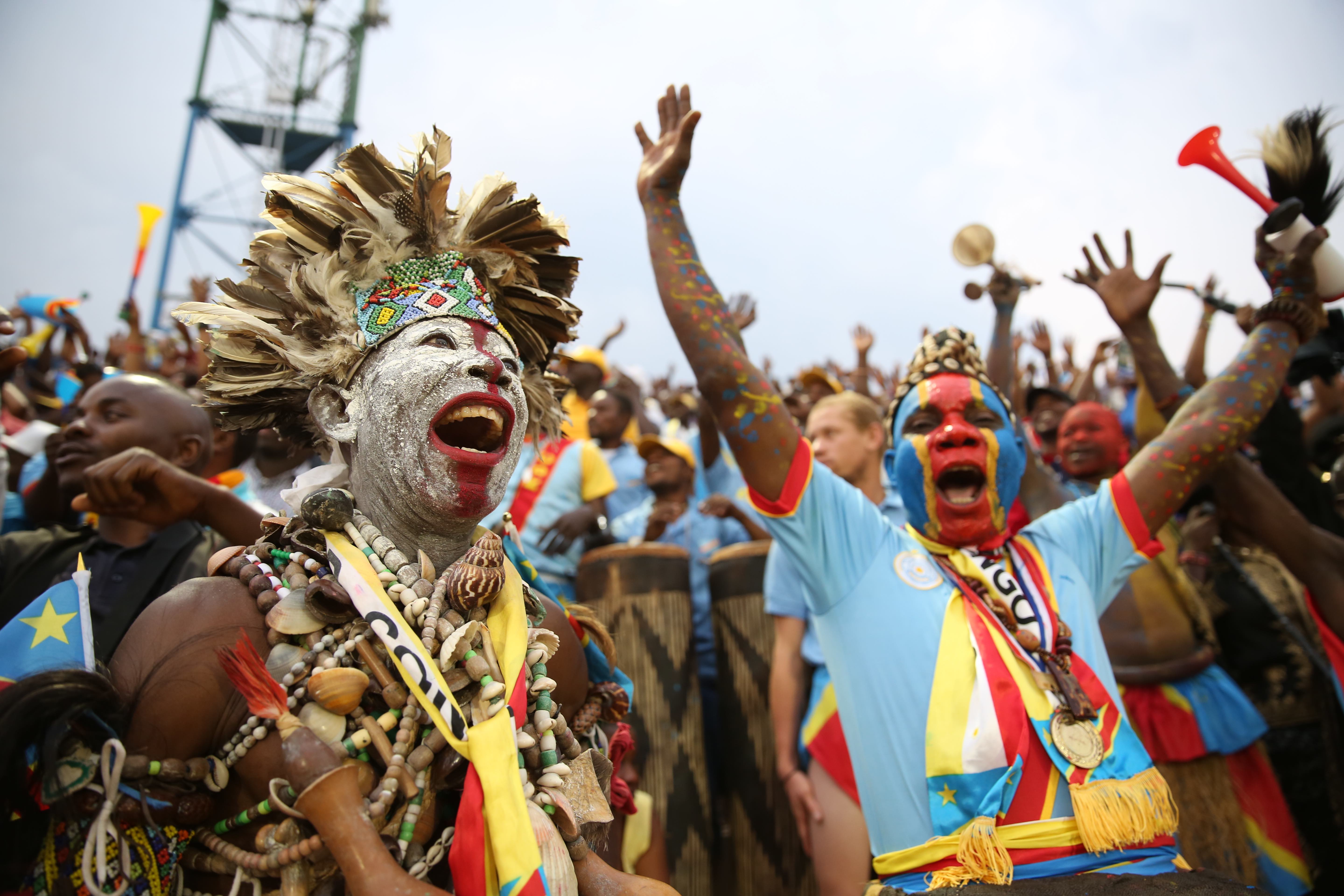 Zimbabwe fans chanting at stadium