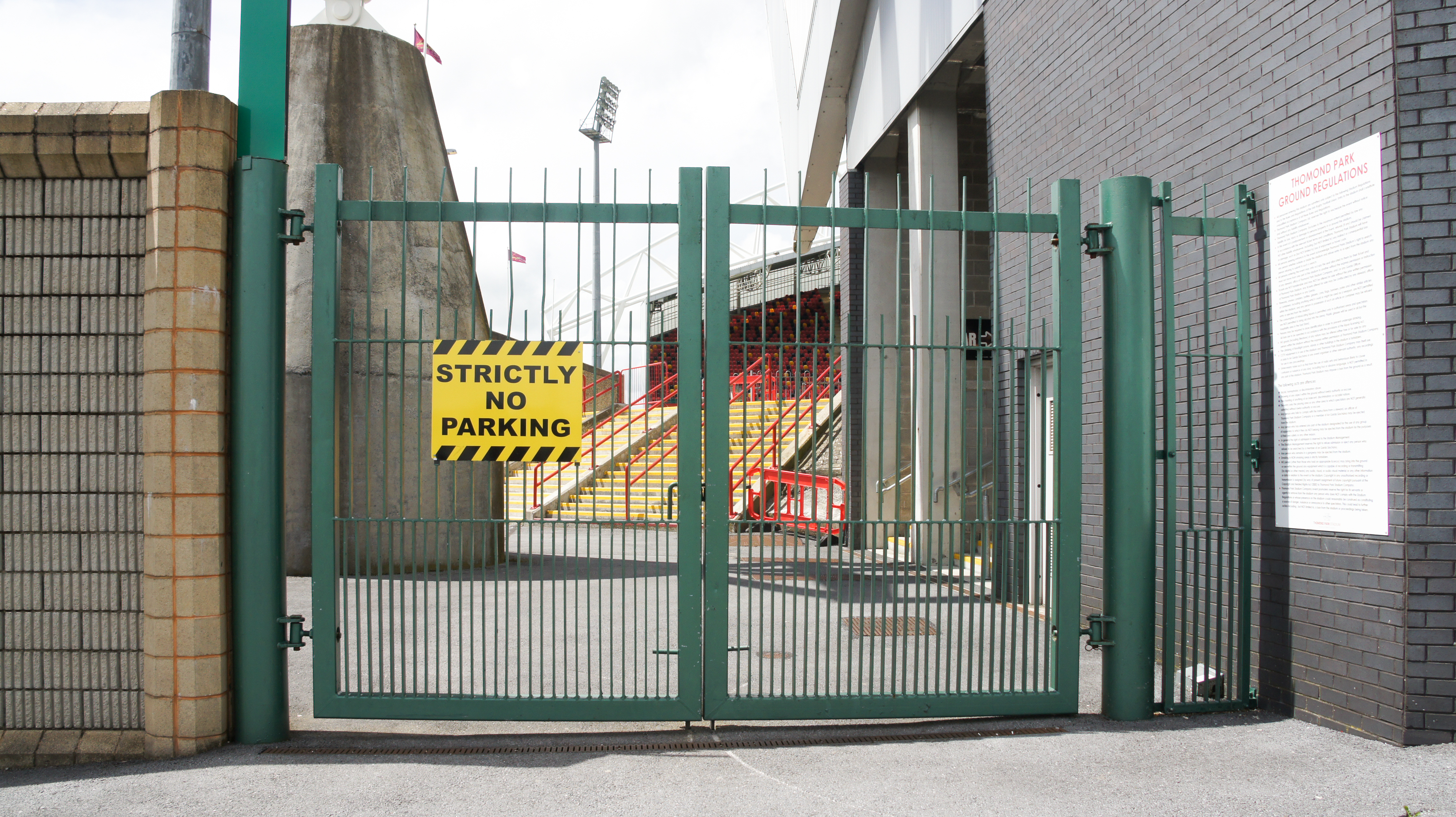 Lincoln City vs West Ham match day