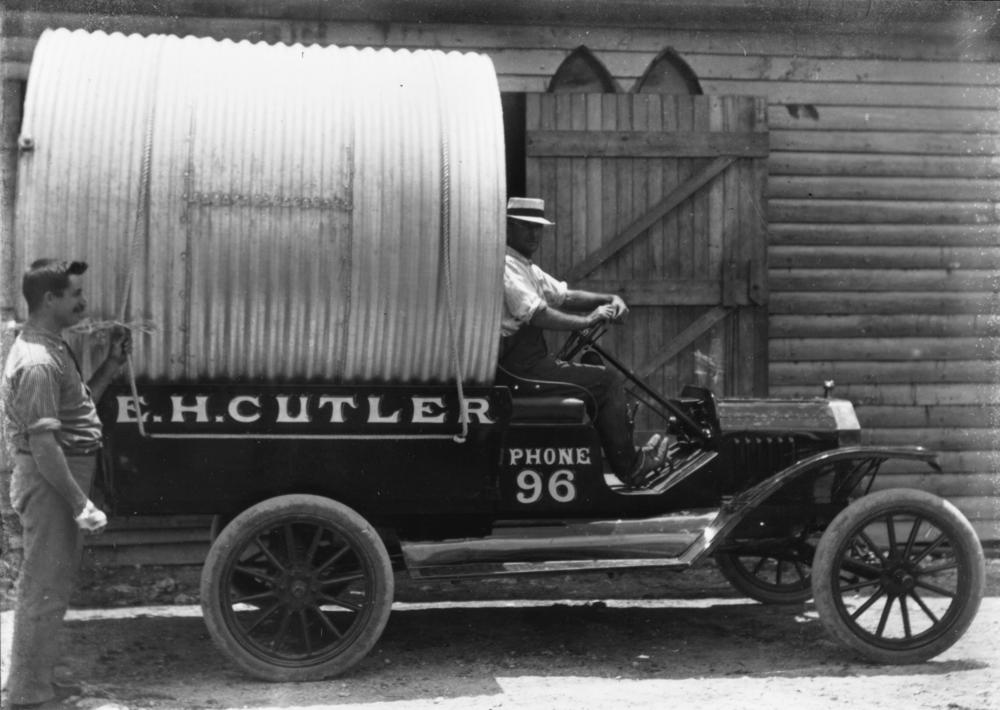 water tank delivery truck