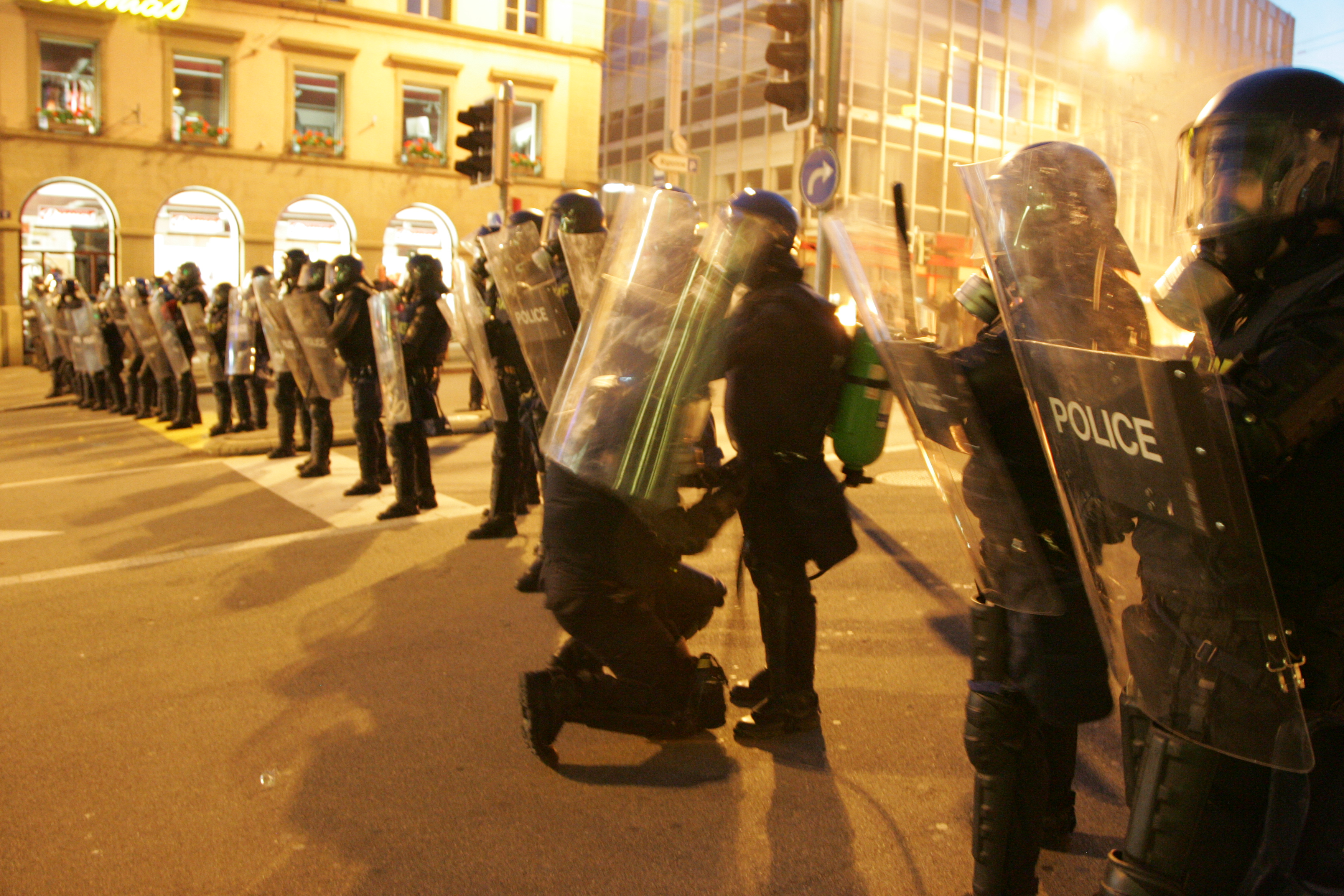 French police riot gear