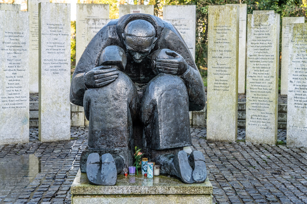 US campus memorial candles