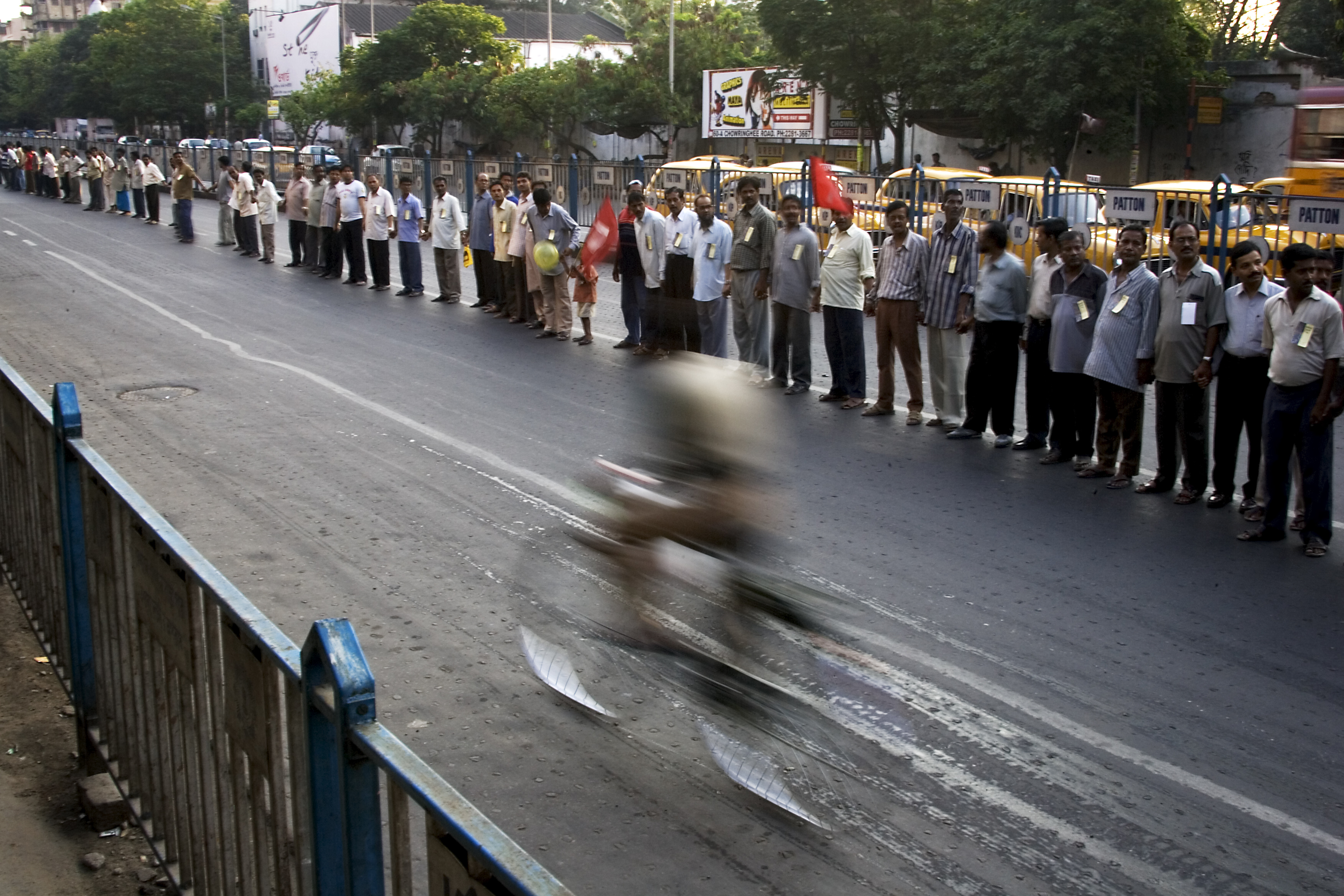 Kolkata street protest crowd