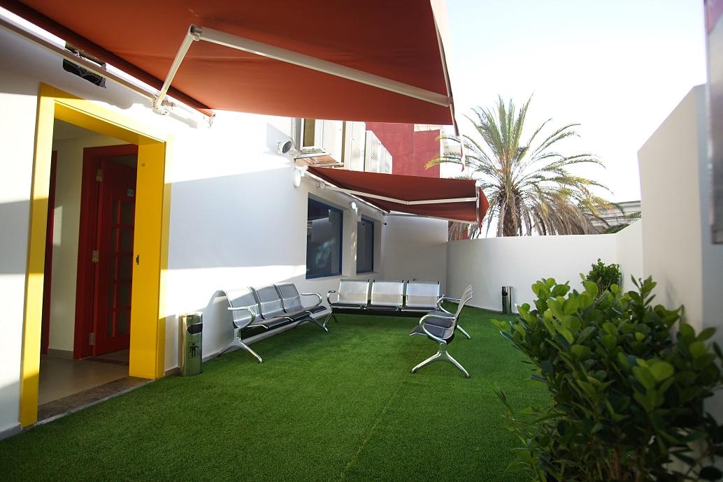 Garden & Courtyard